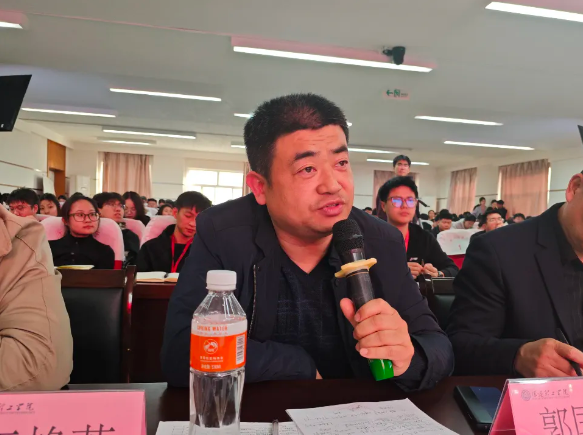 网格深耕展实绩 群贤共话绘蓝图||bat365正版唯一官网学生工作网格化管理汇报