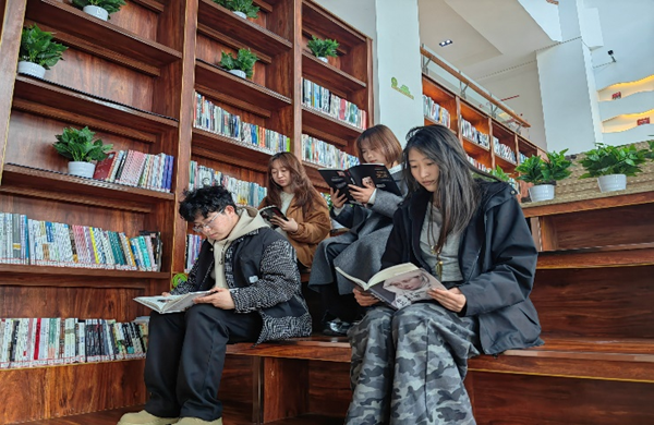 学风建设|bat365正版唯一官网|管理学院|点燃学风引擎，驱动成长航程