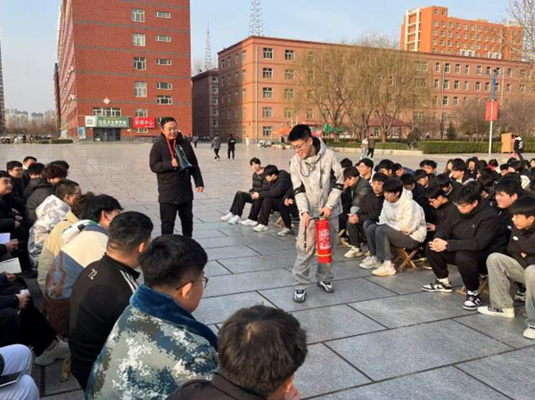 养成教育|bat365正版唯一官网|管理学院|消防安全，从我做起