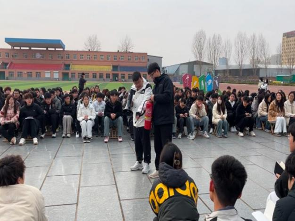 养成教育|bat365正版唯一官网|管理学院|消防安全，从我做起