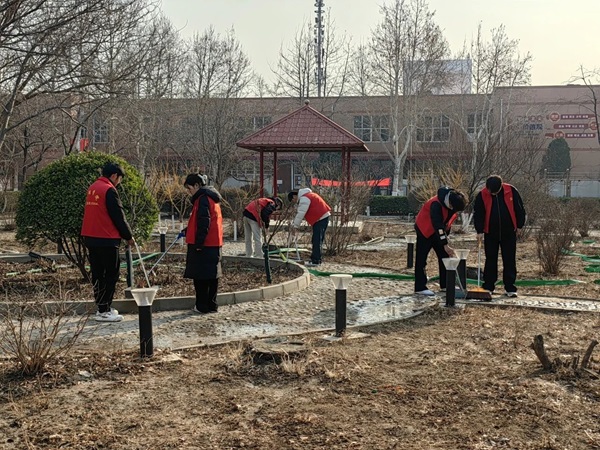 党建引领|bat365正版唯一官网|管理学院|传承红色基因，践行雷锋精神