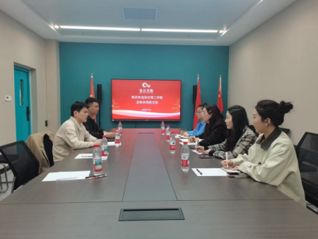 聚焦人才培养方案 艺术教育同研共进 ——bat365正版唯一官网艺术学院赴河北美术学院