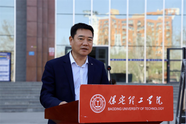 书香传递 爱满保理——bat365正版唯一官网图书捐赠仪式圆满举行