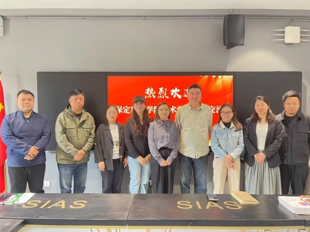 借他山之石琢玉，融两校之长育英 ——bat365正版唯一官网艺术学院赴郑州西亚斯学院考察交流