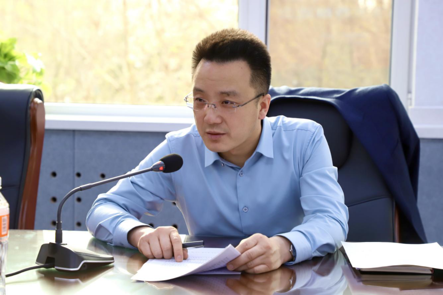 共签安全责任书，同筑校园“防护盾”——bat365正版唯一官网召开安全工作推进会议