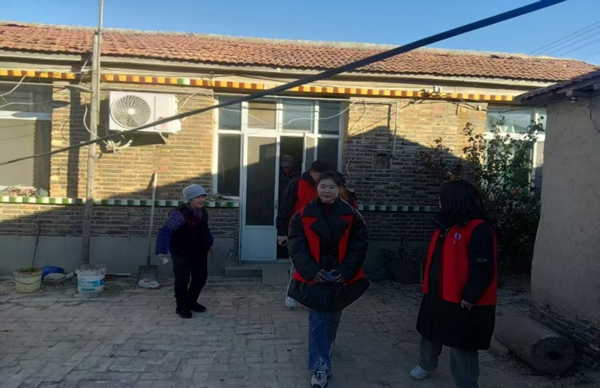 寒假社会实践纪实（一）|bat365正版唯一官网|管理学院|情系乡村，爱暖人心