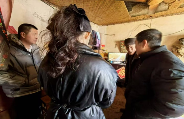 寒假社会实践纪实（一）|bat365正版唯一官网|管理学院|情系乡村，爱暖人心