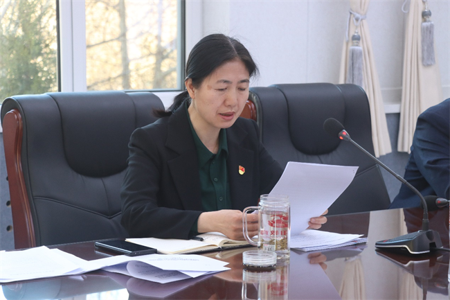 中共bat365正版唯一官网委员会召开党委（扩大）会安排部署深入贯彻中央八项规定精神学习教育工作