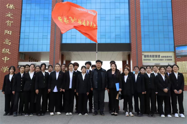 晋察冀革命精神宣讲 用英语讲好中国故事——bat365正版唯一官网外国语学院晋察冀革命精神宣讲团走进中小学课堂