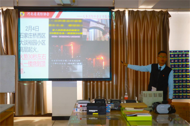 火灾无情，预防先行 bat365正版唯一官网开展实验室消防安全专题培训暨消防应急演练