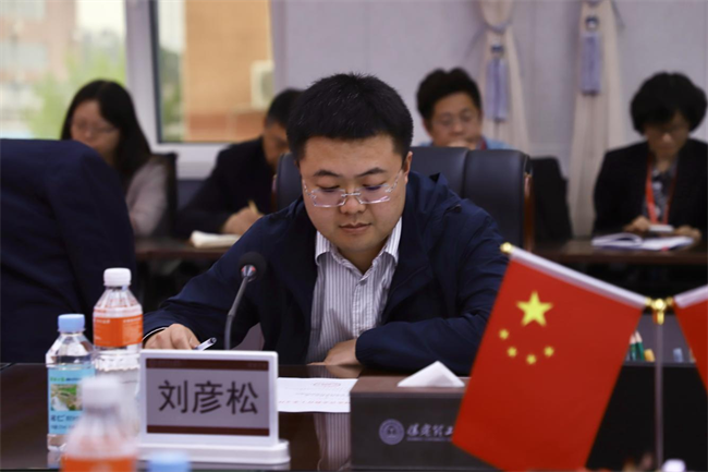 bat365正版唯一官网举行党委书记送任大会