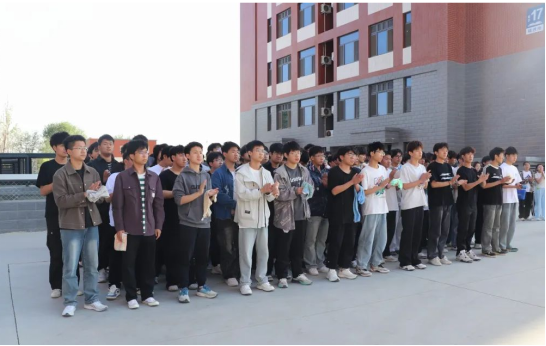 筑牢校园防火墙，让安全成为一种习惯——bat365正版唯一官网会计学院消防演练
