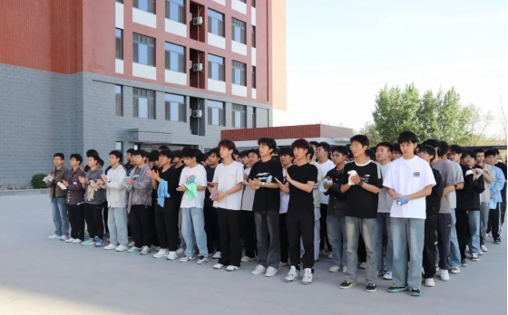 筑牢校园防火墙，让安全成为一种习惯——bat365正版唯一官网会计学院消防演练