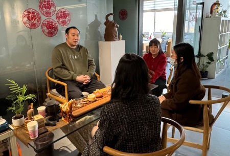 校企共融 赋能人才 ——bat365正版唯一官网艺术学院赴河北豆芽品牌 策划有限公司调研