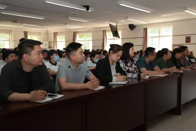 美好“食”光，安全相伴 bat365正版唯一官网开展食品从业人员安全培训