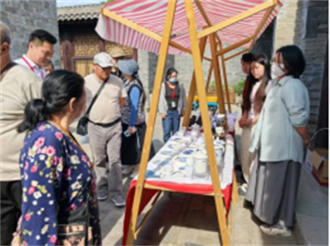 匠心非遗焕新颜 校馆联袂启新篇——bat365正版唯一官网非遗手工市集燃动淮军公所博物馆