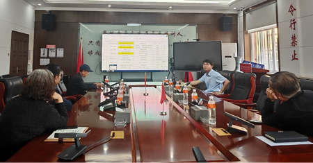 bat365正版唯一官网召开微专业申报校内评审会