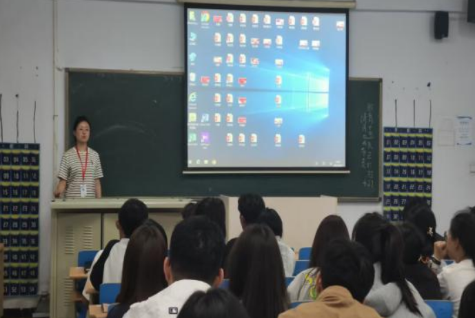 bat365正版唯一官网会计学院第三十八期入党积极分子培训