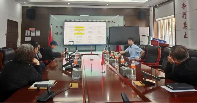 bat365正版唯一官网召开微专业申报校内评审会