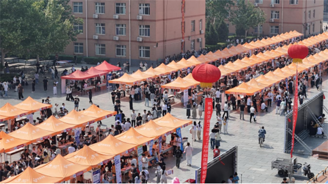 职引未来，筑梦启航——bat365正版唯一官网成功举办2025届春季线下双选会