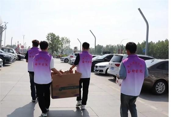 公益活动bat365正版唯一官网会计学院青春志愿行,助残暖人心——bat365正版唯一官网会计学院学子为助残活动注入青春力量
