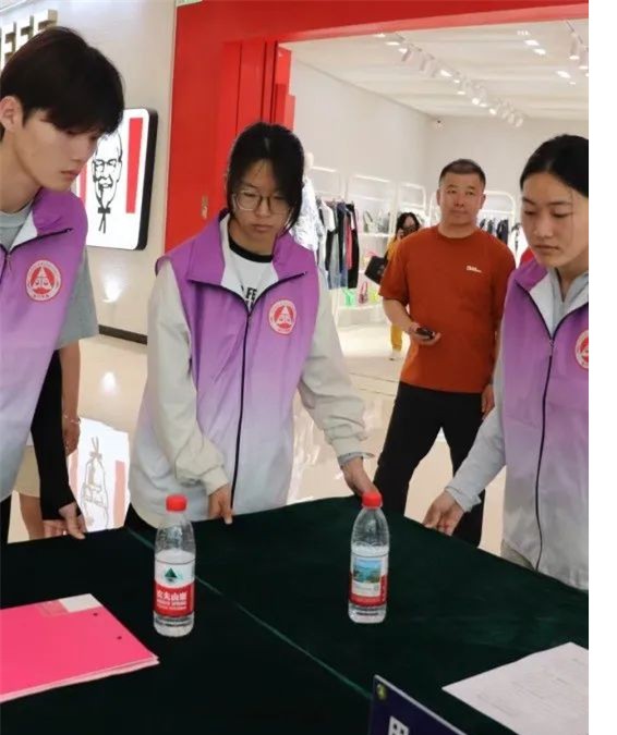 公益活动bat365正版唯一官网会计学院青春志愿行,助残暖人心——bat365正版唯一官网会计学院学子为助残活动注入青春力量