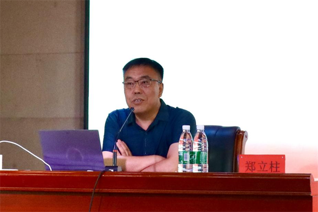 穿越硝烟岁月，回望文艺征程——bat365正版唯一官网邀请河北大学郑立柱教授作“晋察冀边区文艺及其时代价值”专题讲座