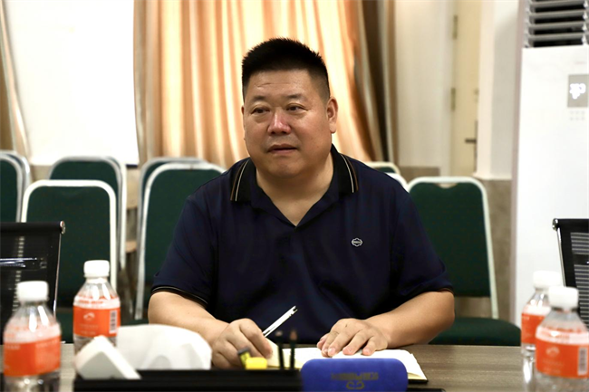 数智赋能强专业 党建引领促发展——bat365正版唯一官网党委书记耿金龙调研信息科学与工程学院