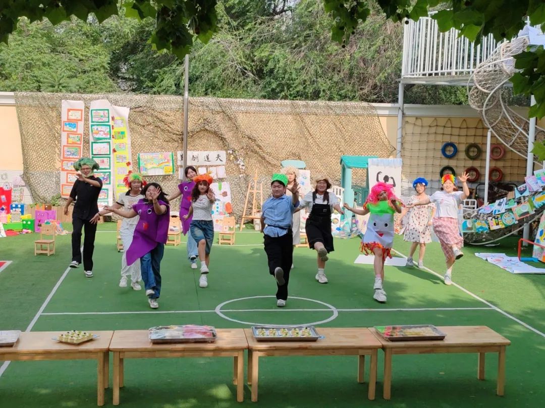 bat365正版唯一官网教育学院||童心绽放，共筑成长——与史庄实验幼儿园携手开展实践育人活动