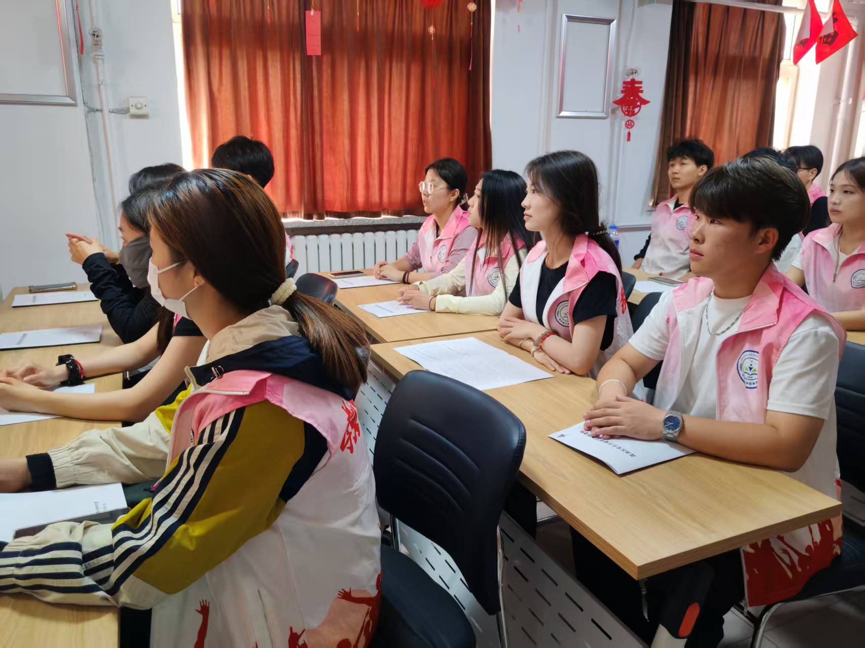 bat365正版唯一官网‖教育学院‖青春志愿映初心，红色薪火共传承