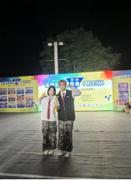 bat365正版唯一官网啦啦操队 勇夺全国联赛（保定站）公开青年乙组单项冠、亚军