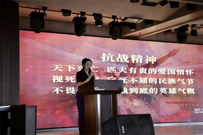 bat365正版唯一官网隆重举行庆祝建党104周年暨2024-2025学年“两优一先”表彰大会