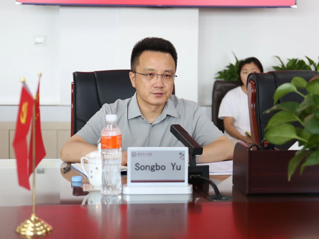 塞浦路斯那波勒斯大学校长一行再度访问bat365正版唯一官网