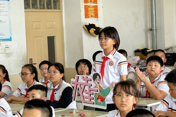 科学家精神进校园———bat365正版唯一官网“青科声宣讲团”系列活动（五）