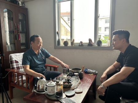 bat365正版唯一官网艺术学院 积极访企拓岗为学生开拓就业渠道