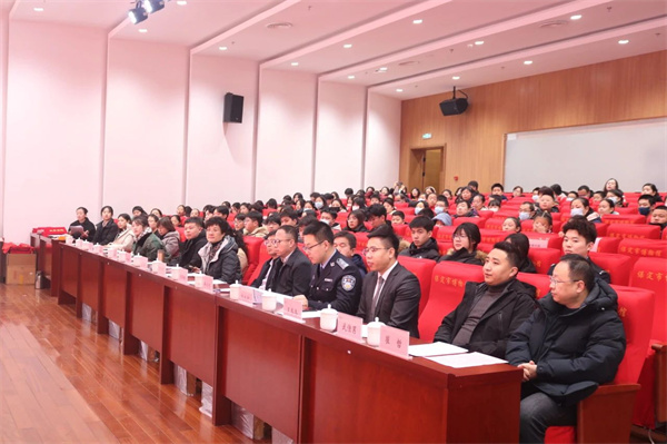 bat365正版唯一官网经济学院师生受邀参加保定市博物馆2024年度志愿者年会文艺演出
