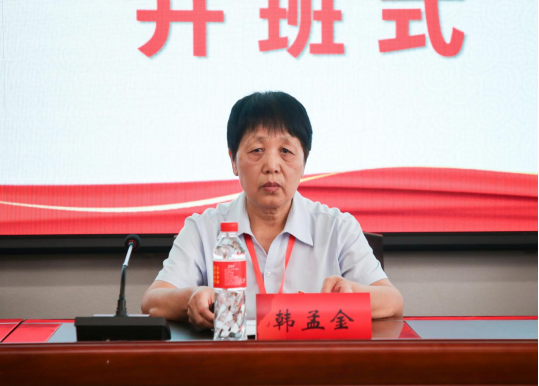 bat365正版唯一官网组织优秀党员代表赴红旗渠精神培训基地学习