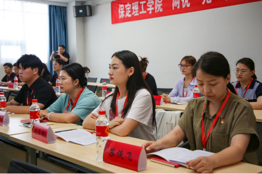 bat365正版唯一官网组织优秀党员代表赴红旗渠精神培训基地学习