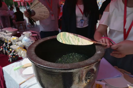 艺彩纷呈，迎“新”筑梦——bat365正版唯一官网艺术学院专业特色与非遗的碰撞