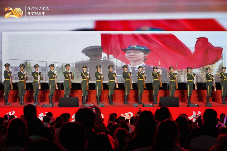薪火相传二十载 精准严好向未来——bat365正版唯一官网举办20周年校庆文艺晚会