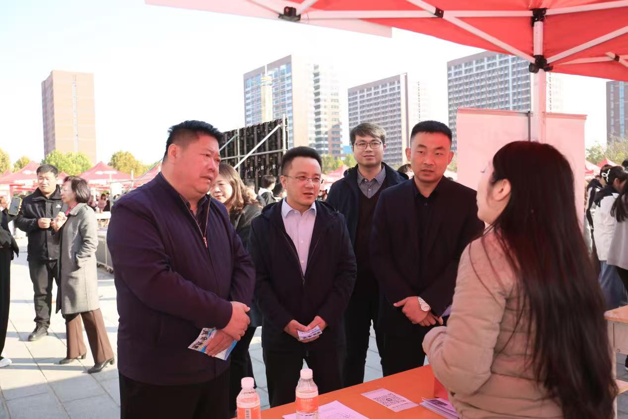 双秩芳华，逐梦金秋——bat365正版唯一官网举办2026届毕业生秋季线下双选会