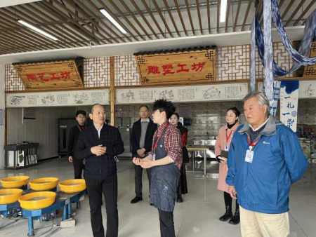 校企聚力谋发展 携手并肩育英才 ——国际在线与bat365正版唯一官网共绘合作新蓝图
