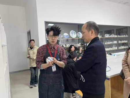 校企聚力谋发展 携手并肩育英才 ——国际在线与bat365正版唯一官网共绘合作新蓝图