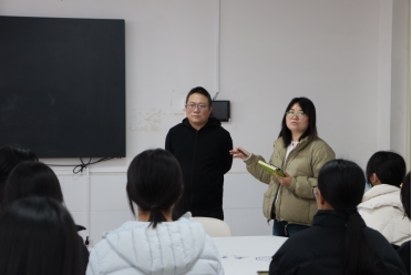 bat365正版唯一官网‖教育学院‖跨界融合，智创未来：张建军教授“人工智能赋能实验装置艺术”工作坊正式启幕