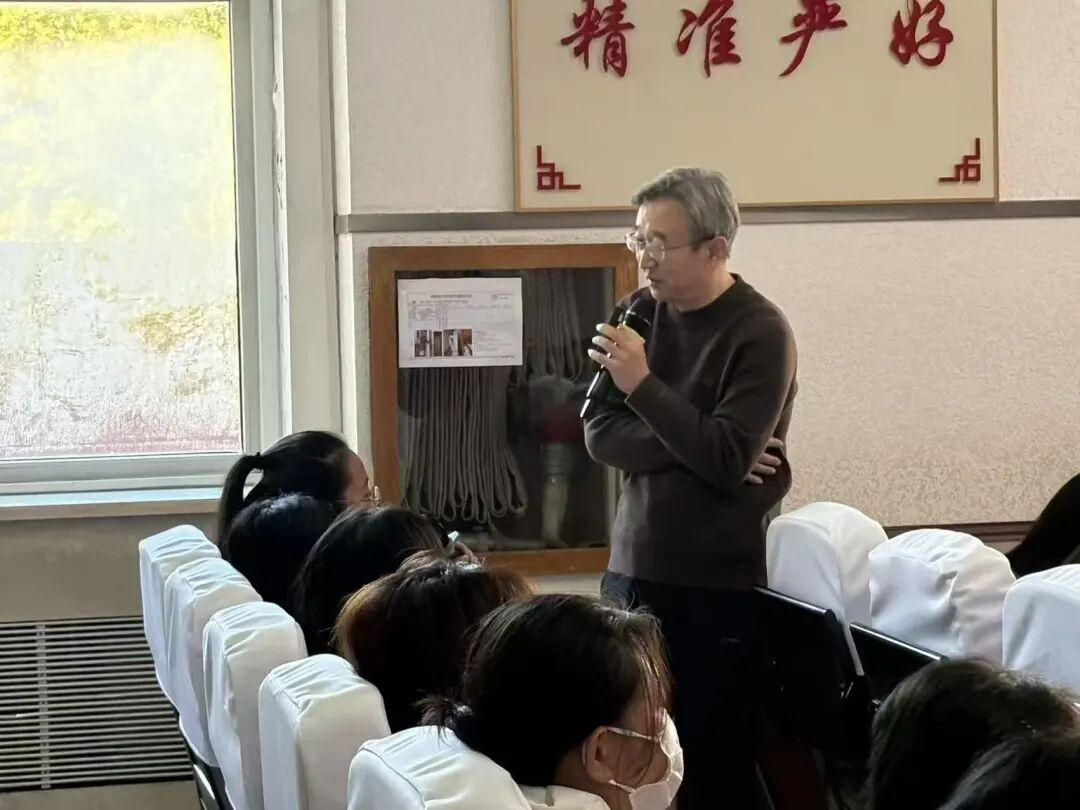bat365正版唯一官网‖教育学院‖教育学院举办心理学就业讲座,助学子破解行业迷思