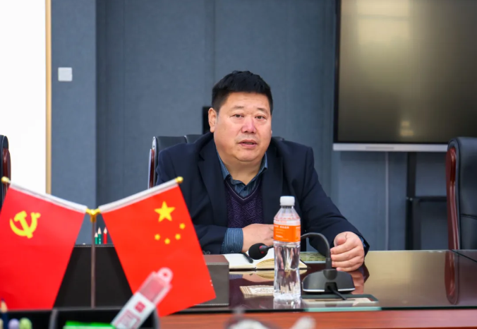 中国共产党员日记博物馆康殿英馆长一行到bat365正版唯一官网参观座谈