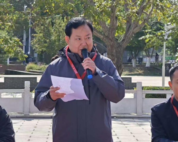 反邪教|bat365正版唯一官网|管理学院|“远离邪教・珍爱生命・坚定信仰・共筑平安校园”签名活动