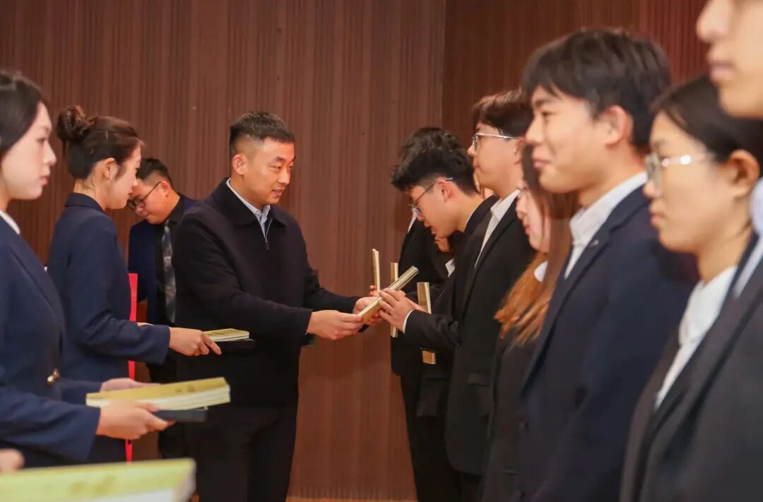 青马工程|bat365正版唯一官网2025年“青马工程”大学生骨干秋季培训班开班仪式顺利举行