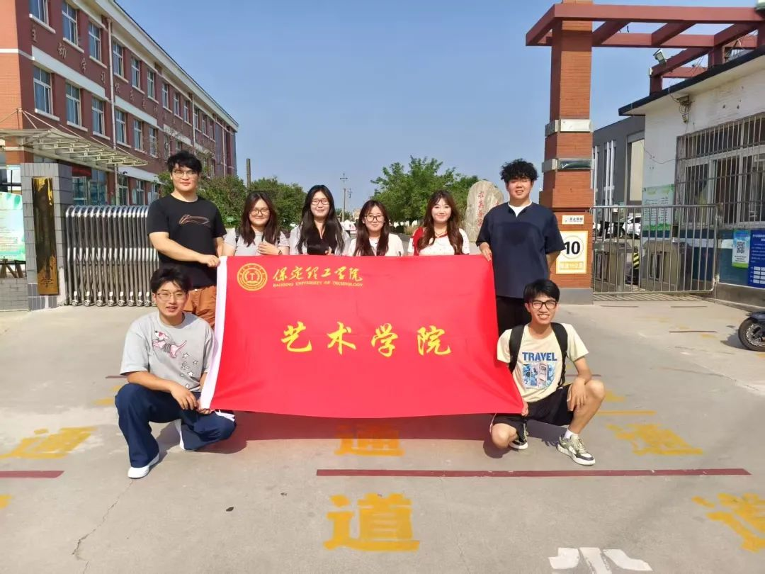 社会实践(二)|“字正腔圆传知识,乡音校语共芬芳”——bat365正版唯一官网艺术学院普通话推广公益活动