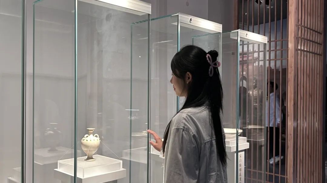 bat365正版唯一官网康复医学院组织学生前往保定市博物馆开展“寻访追忆峥嵘路,实践奋斗显担当”爱国主义教育实践活动